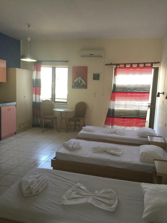 The Draught House Pub-Inn Malia Buitenkant foto